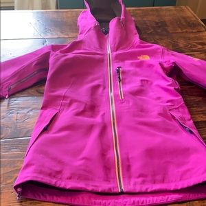 Brand new never worn North Face jacket